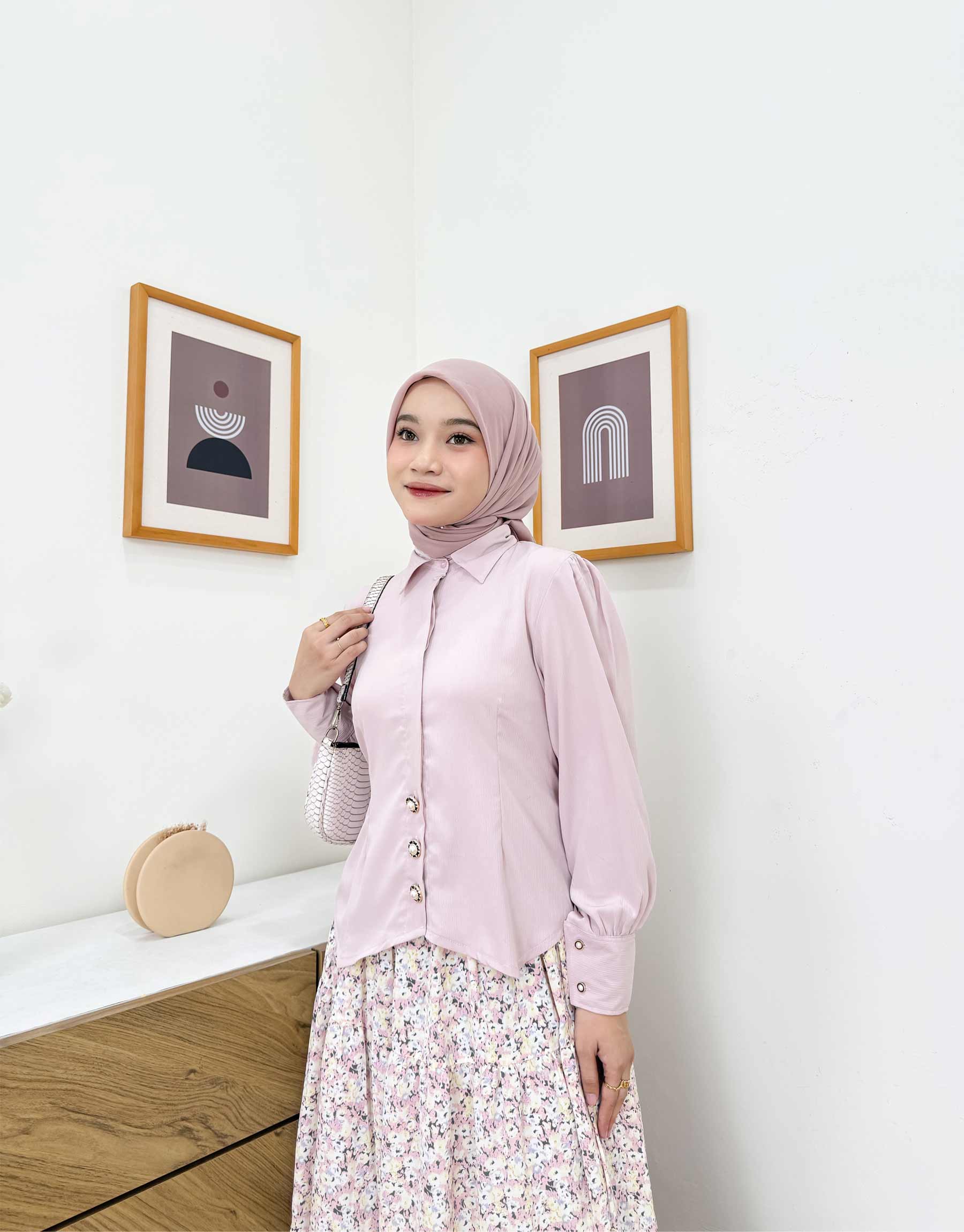 Viona-Blouse-Blush-2