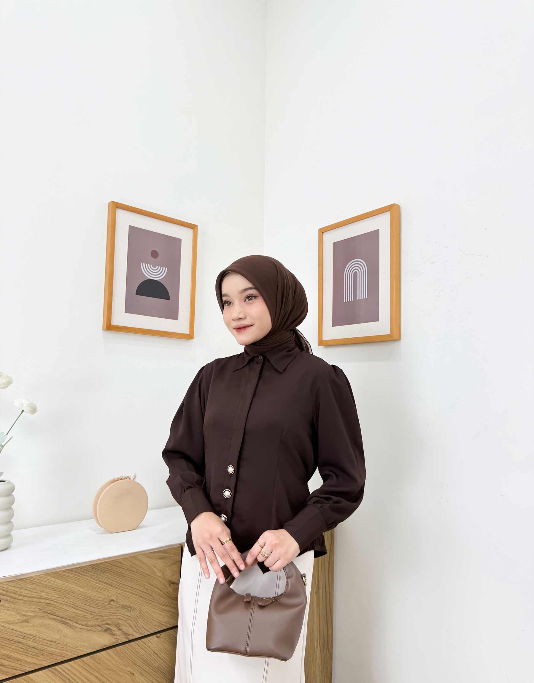 Viona-Blouse-Espresso-2
